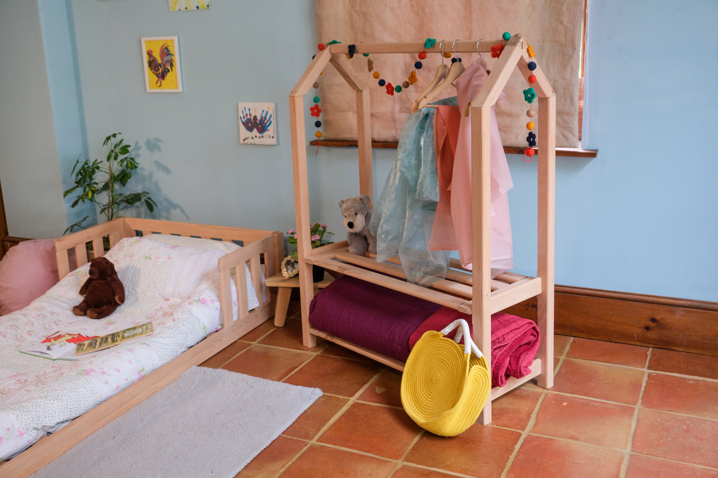 Kids nursery wardrobe montessori style clothes rail for todder