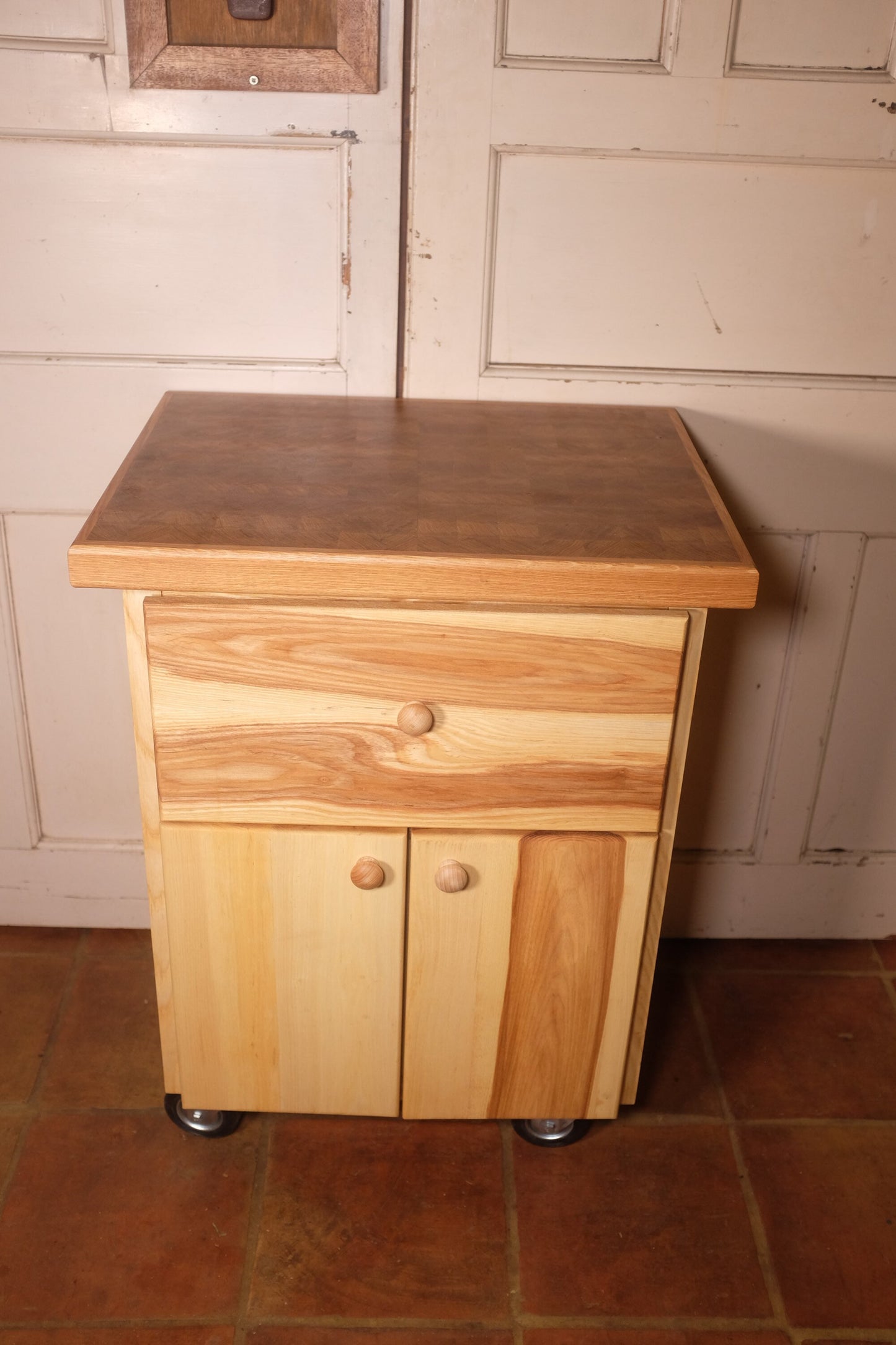 The Harborough Kitchen Island