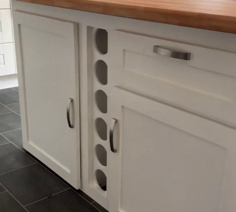 The Medbourne Kitchen Island