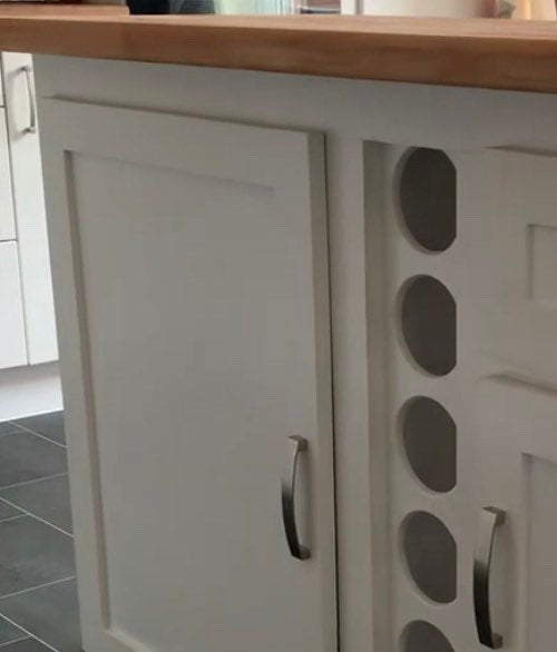 The Medbourne Kitchen Island